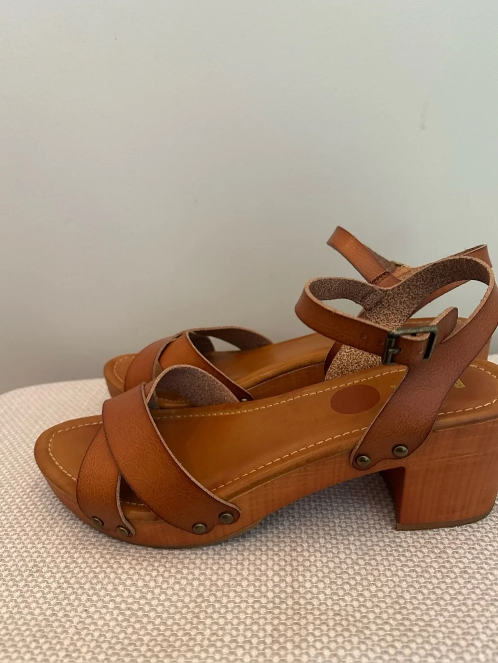 MIA Leather Platform Jullia Sandals Sz 9.5 Brown Chunky Heel Ankle Strap Clogs